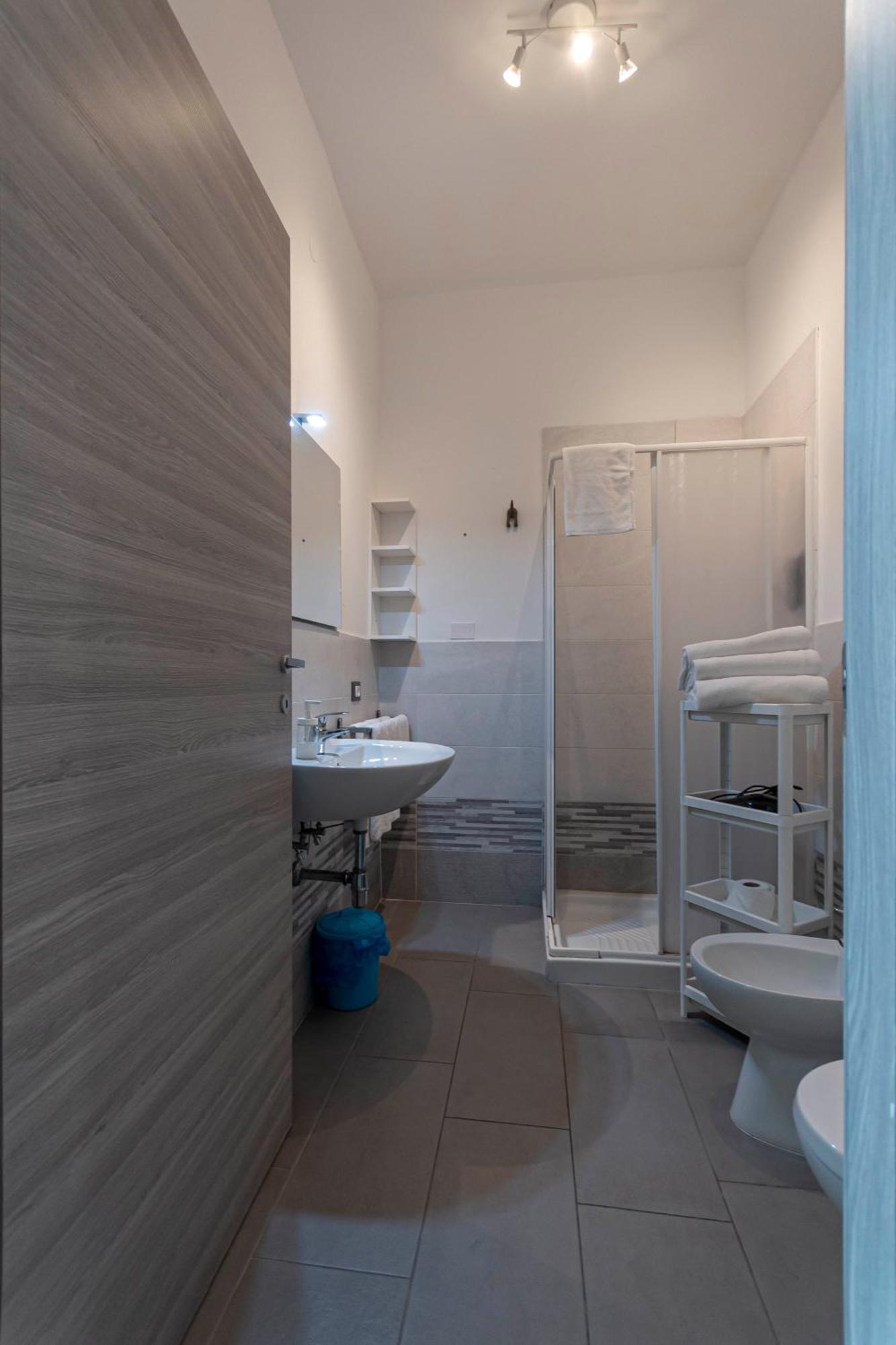 רג'ו אמיליה Fare Bnb - Room Del Parco מראה חיצוני תמונה