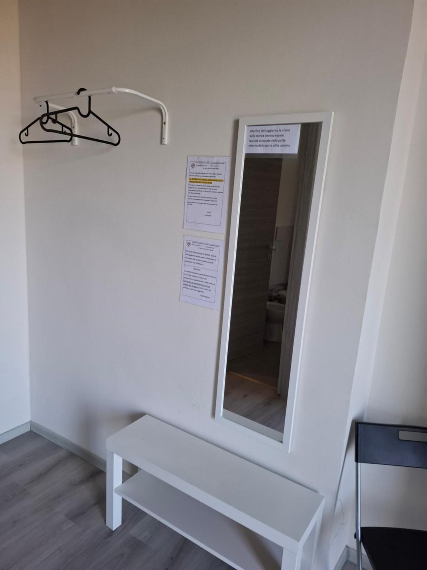 רג'ו אמיליה Fare Bnb - Room Del Parco מראה חיצוני תמונה